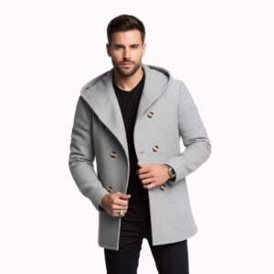 Trend-coat long à capuche pour homme de couleur grise porté par un homme brun d'une trentaine d'année.