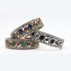 Bracelet vintage élégant serti de pierres à la mode, plusieurs couleurs des perles disponible