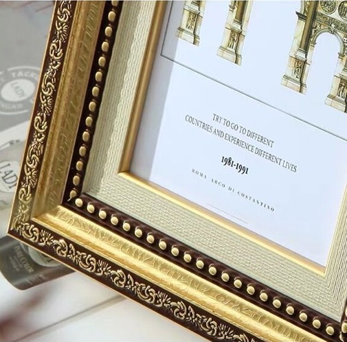 Cadre vintage rectangulaire à détails décoratifs cadre vintage rectangulaire a details decoratifs 2