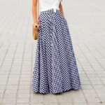 Jupe longue à carreaux, très à la mode. Bonne qualité et très tendance.