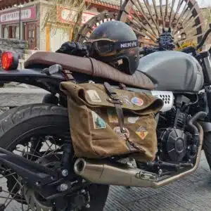 Sac rétro moto homme en toile cirée imperméable, à la mode sur une moto