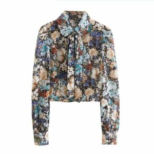 Chemise imprimé floral vintage pour femme, bonne qualité et très à la mode.