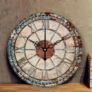 Horloge murale rétro effet rouille en chiffres romains, très bonne qualité sur un table