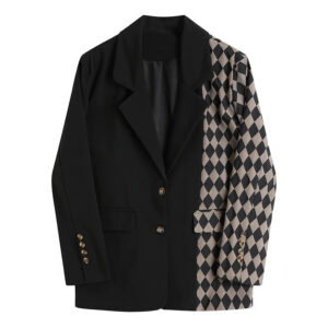 Veste blazer vintage noir et à carreaux pour femme. Bonne qualité et très à la mode.