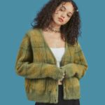 Pull vintage femme tricoté décolleté coeur, bonne qualité et à la mode