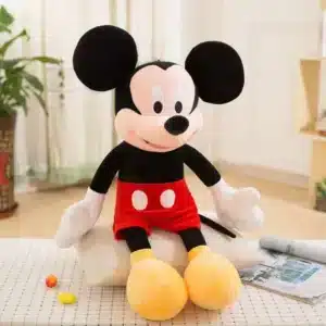 Peluche vintage Mickey Mouse, bonne qualité et à la mode dans une maison