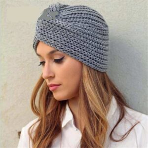 Turban tricoté pour femmes gris. Bonne qualité et très confortable.