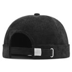 Bonnet docker ajustable tendance pour homme et femme , noire, présenté sur fond blanc